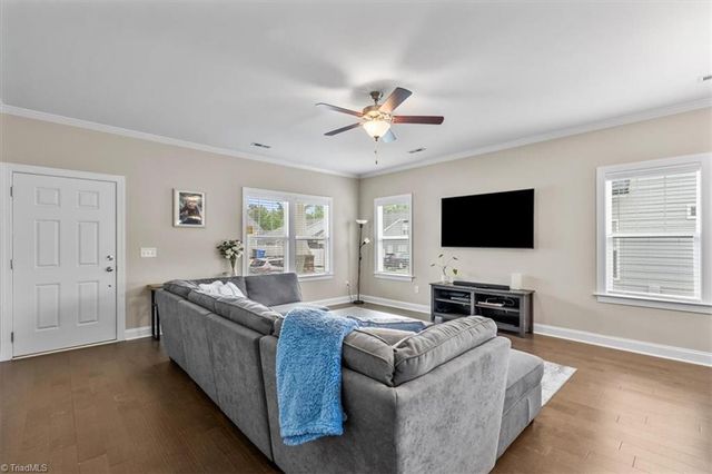 1726 Eastover Drive, Kernersville, NC 27284
