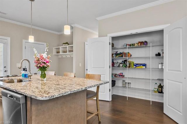 1726 Eastover Drive, Kernersville, NC 27284