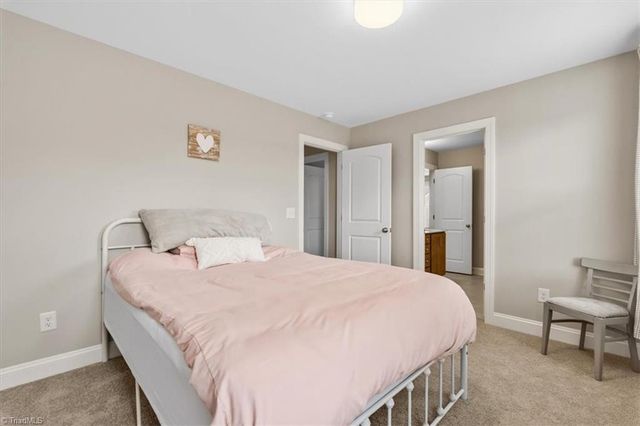 1726 Eastover Drive, Kernersville, NC 27284