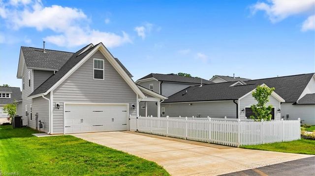 1726 Eastover Drive, Kernersville, NC 27284