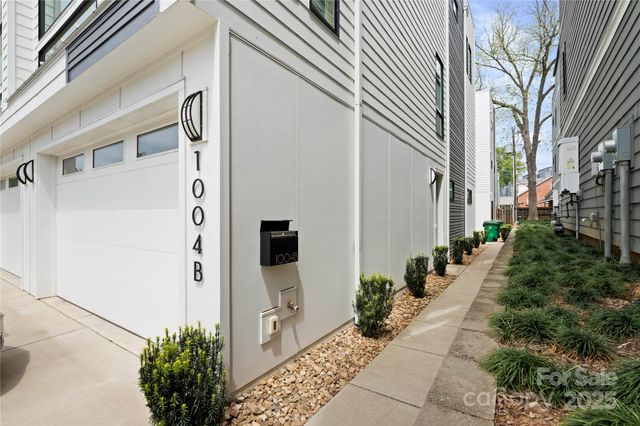 1004. Greenleaf Avenue B, Charlotte, NC 28202
