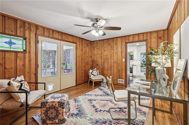 2030 Woodbine Terrace NE, Atlanta, GA 30329