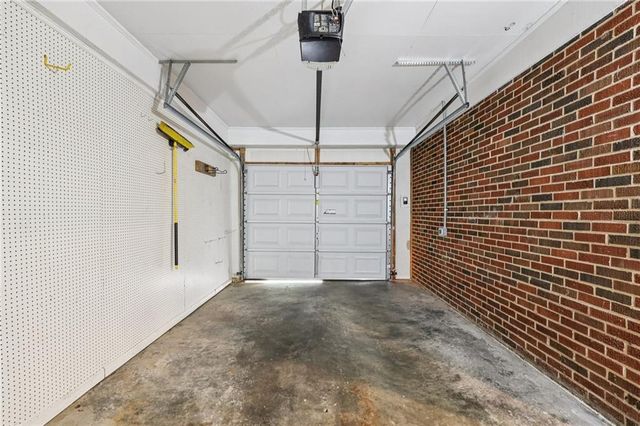 2030 Woodbine Terrace NE, Atlanta, GA 30329