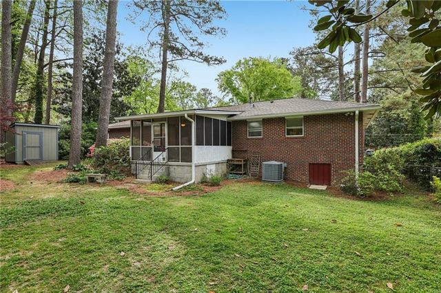2030 Woodbine Terrace NE, Atlanta, GA 30329