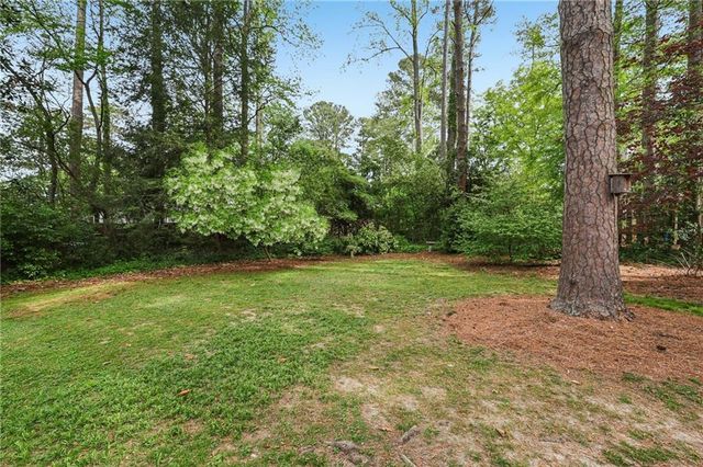 2030 Woodbine Terrace NE, Atlanta, GA 30329