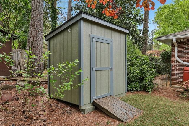 2030 Woodbine Terrace NE, Atlanta, GA 30329