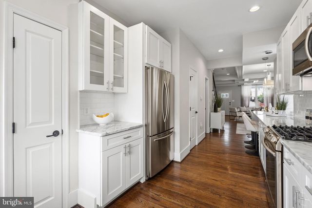 2129 4TH ST NE, Washington, DC 20002
