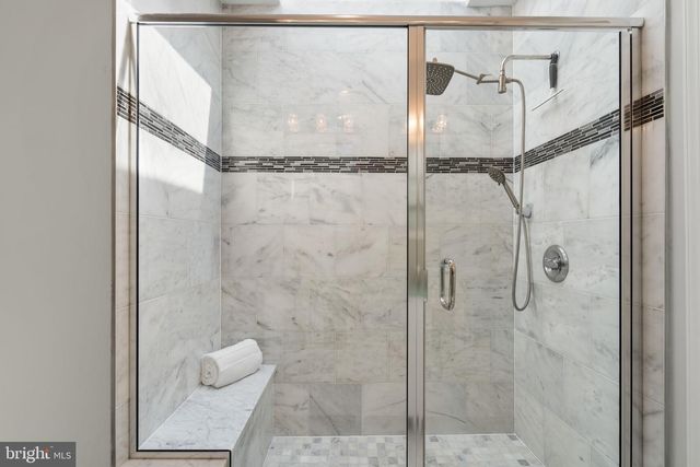 2129 4TH ST NE, Washington, DC 20002