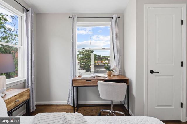2129 4TH ST NE, Washington, DC 20002