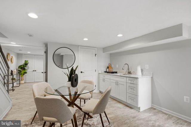 2129 4TH ST NE, Washington, DC 20002
