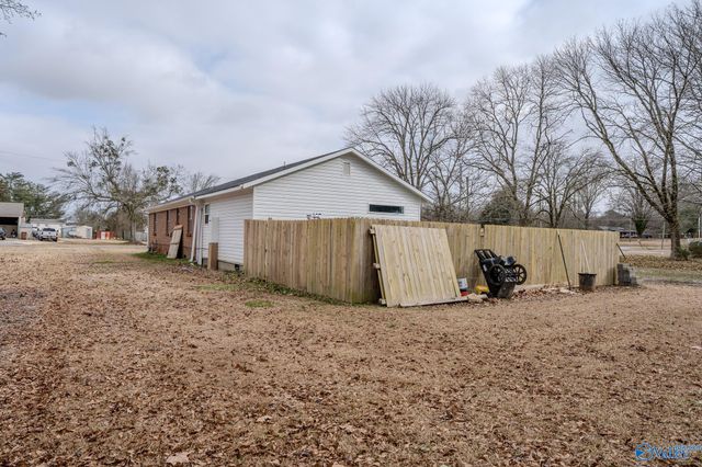 63 Sparkman Avenue, Moulton, AL 35650