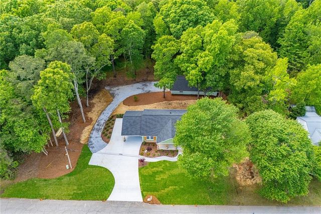 2454 Hilltop Drive, Bremen, GA 30110