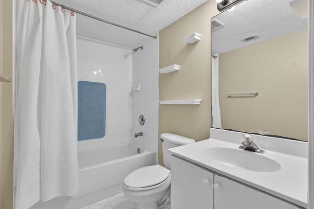 3501 Briar Bay Boulevard 105, West Palm Beach, FL 33411