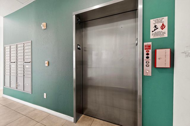 3600 CENTRAL Avenue SE 113, Albuquerque, NM 87108