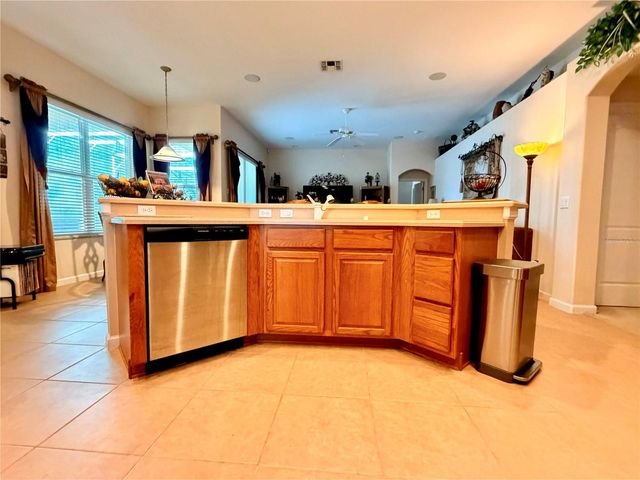 838 HUNTINGDALE COURT, Davenport, FL 33897