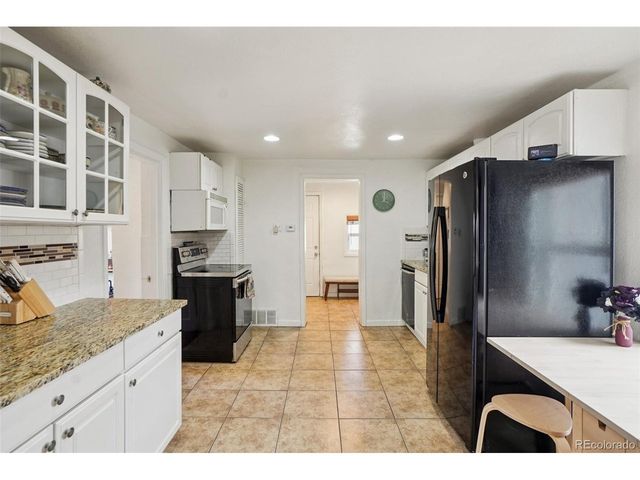 572 S Newton St, Denver, CO 80219