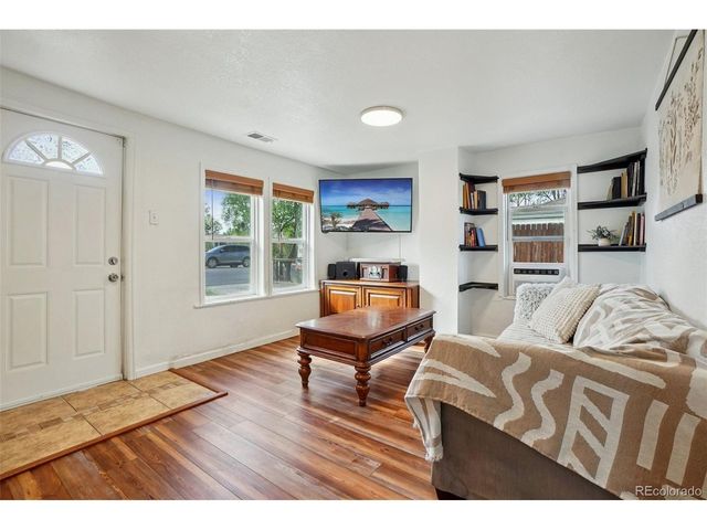 572 S Newton St, Denver, CO 80219