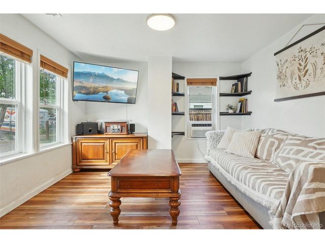 572 S Newton St, Denver, CO 80219