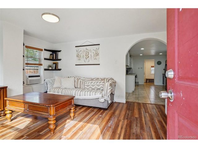 572 S Newton St, Denver, CO 80219