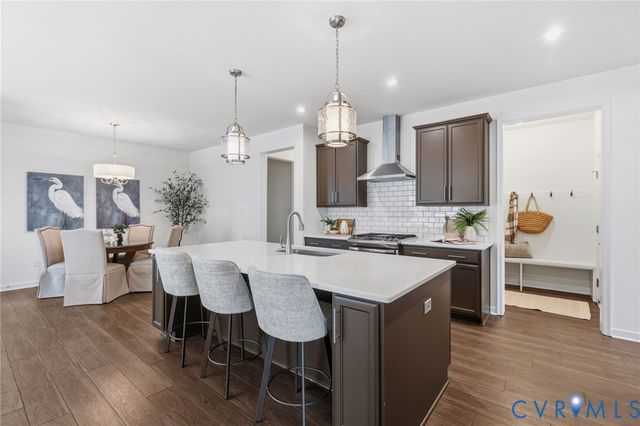 6618 Liege Hl, Moseley, VA 23120