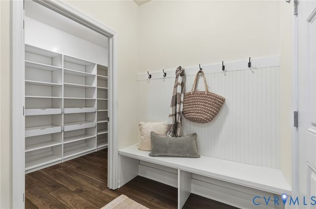 6618 Liege Hl, Moseley, VA 23120