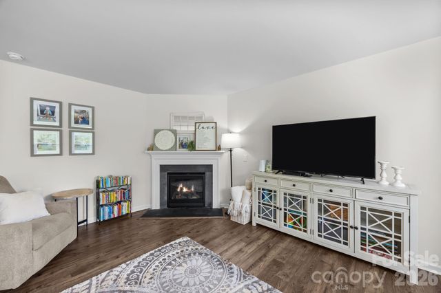 183 Marathon Lane, Candler, NC 28715