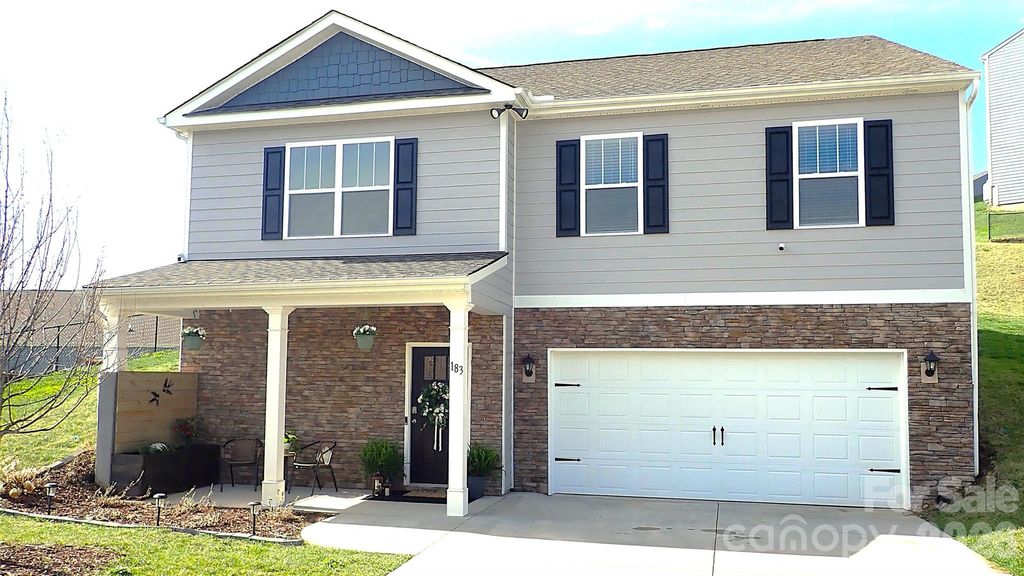183 Marathon Lane, Candler, NC 28715