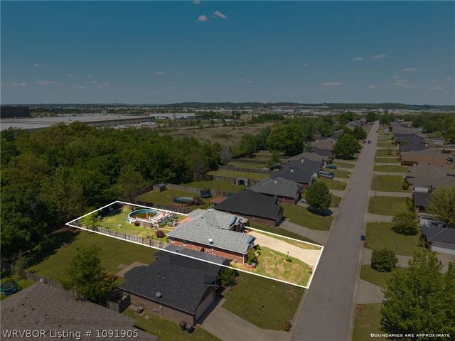 7512 Red Pine Drive, Fort Smith, AR 72916