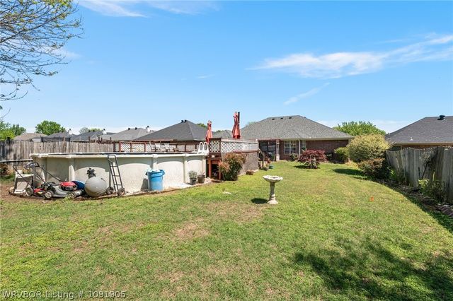 7512 Red Pine Drive, Fort Smith, AR 72916