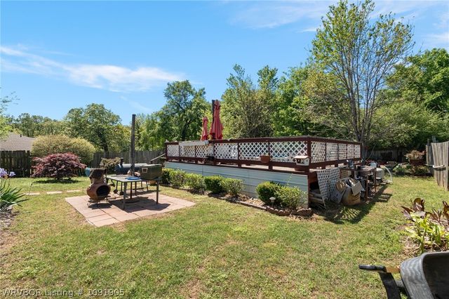 7512 Red Pine Drive, Fort Smith, AR 72916