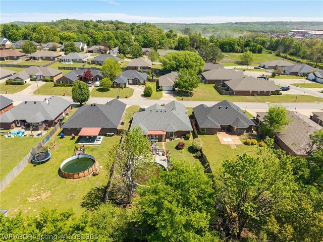 7512 Red Pine Drive, Fort Smith, AR 72916