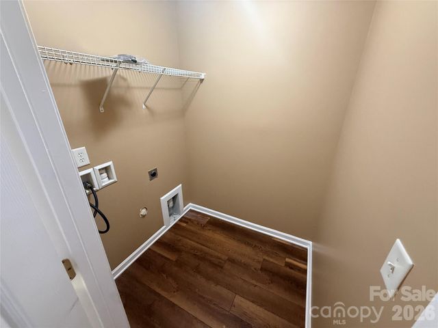 3581 Draycott Avenue, Charlotte, NC 28213