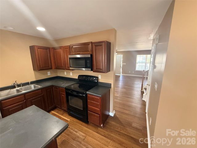 3581 Draycott Avenue, Charlotte, NC 28213