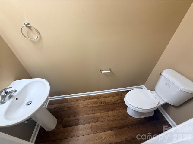 3581 Draycott Avenue, Charlotte, NC 28213