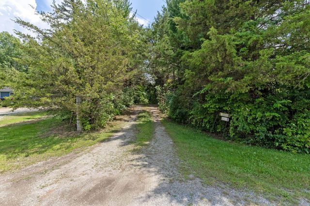 5510 Bowtown Road, Delaware, OH 43015
