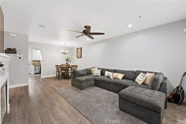 707 S Azusa Avenue B, Azusa, CA 91702