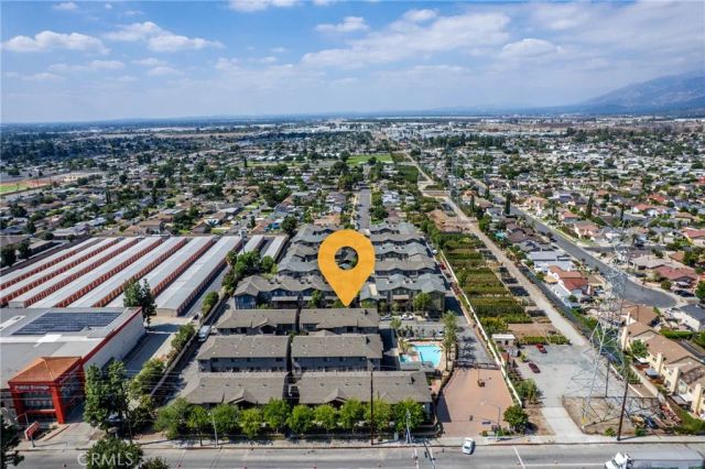 707 S Azusa Avenue B, Azusa, CA 91702