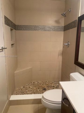 803 SW 119th Way, Davie, FL 33325