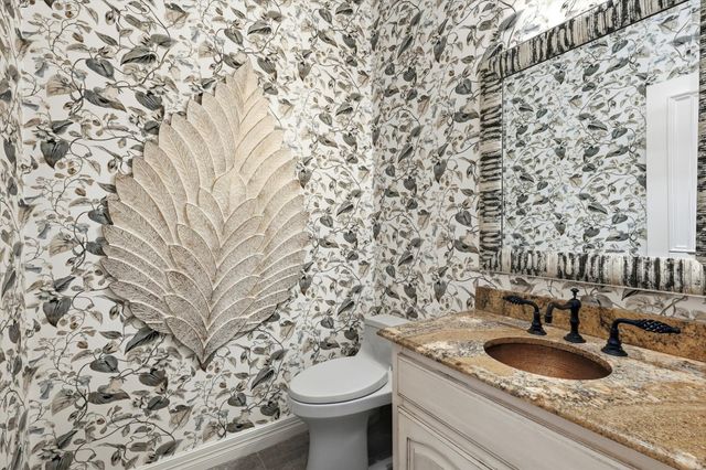 801 Shady Bend Court, Highland Village, TX 75077