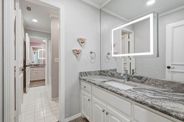 801 Shady Bend Court, Highland Village, TX 75077