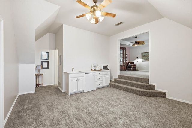 801 Shady Bend Court, Highland Village, TX 75077