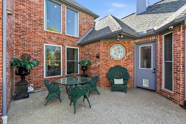 801 Shady Bend Court, Highland Village, TX 75077