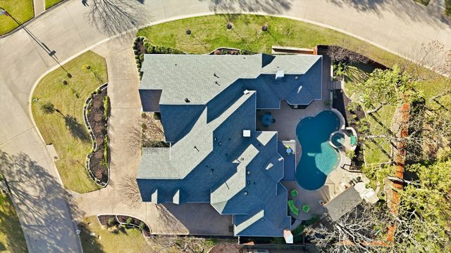 801 Shady Bend Court, Highland Village, TX 75077