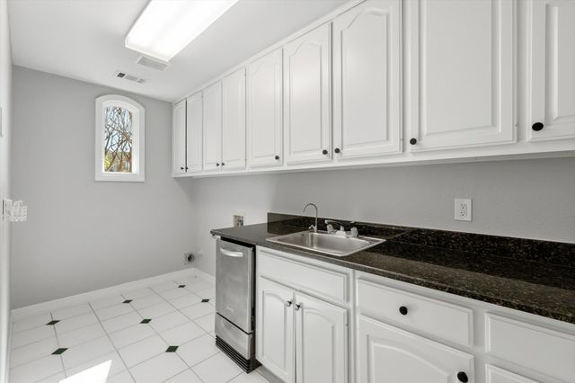 801 Shady Bend Court, Highland Village, TX 75077