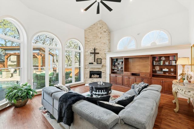 801 Shady Bend Court, Highland Village, TX 75077