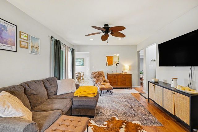 4099 S Wayside Drive, Saginaw, MI 48603