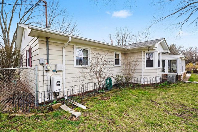4099 S Wayside Drive, Saginaw, MI 48603