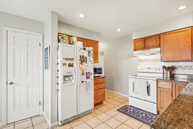 4099 S Wayside Drive, Saginaw, MI 48603