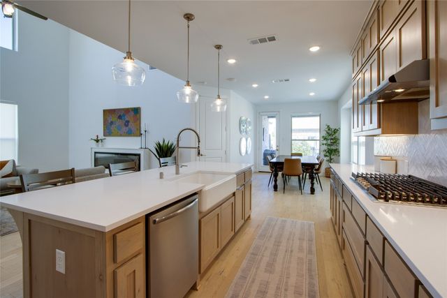 720 Streetside Lane, Argyle, TX 76226