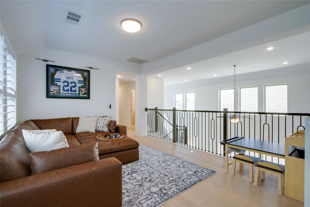 720 Streetside Lane, Argyle, TX 76226